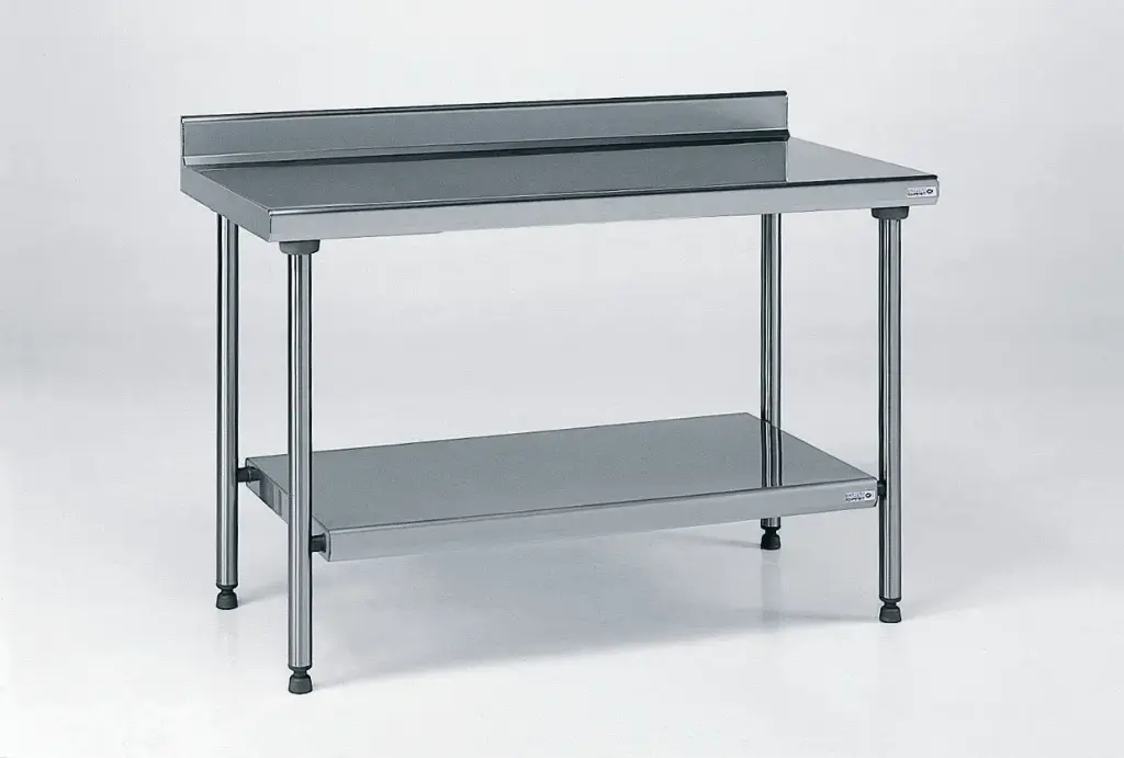 Table adossée avec étagère basse 1400x700